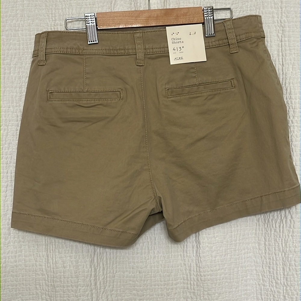 NWT A New Day Women’s Chino Shorts. 3” inseam. Size 4. - Picture 4 of 8